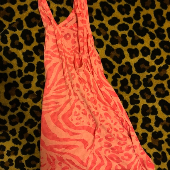 pink tank - Picture 3 of 3